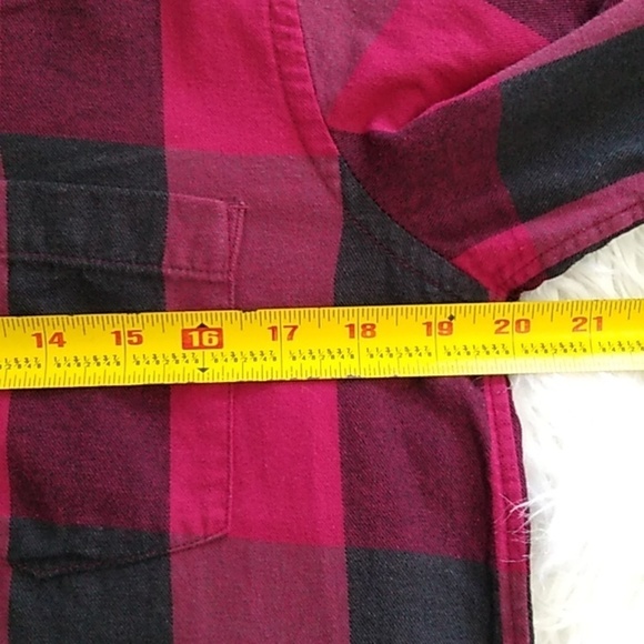 GAP Boyfriend Fit Red & Black Buffalo Check Button Down Shirt Size - M - Picture 14 of 16